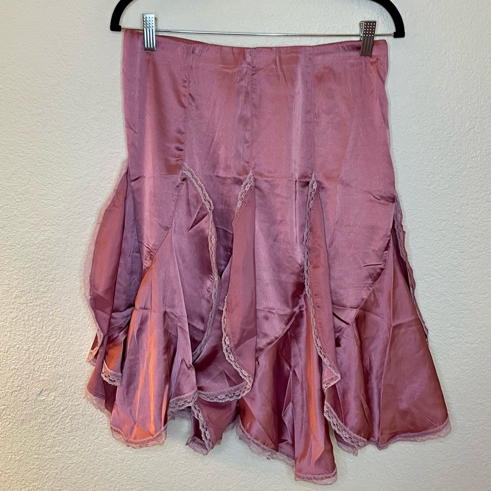 NWT Urban Outfitters Cassie Satin & Lace Ruffle Midi Skirt Mauve - Picture 6 of 8